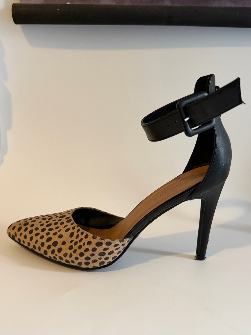 Madden Girl Cheetah Print Pointed Toe Ankle Strap Heels Size 8.5